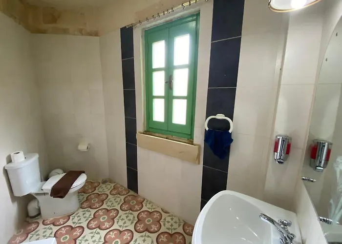 Willa Harmony By 54w San Lawrenz